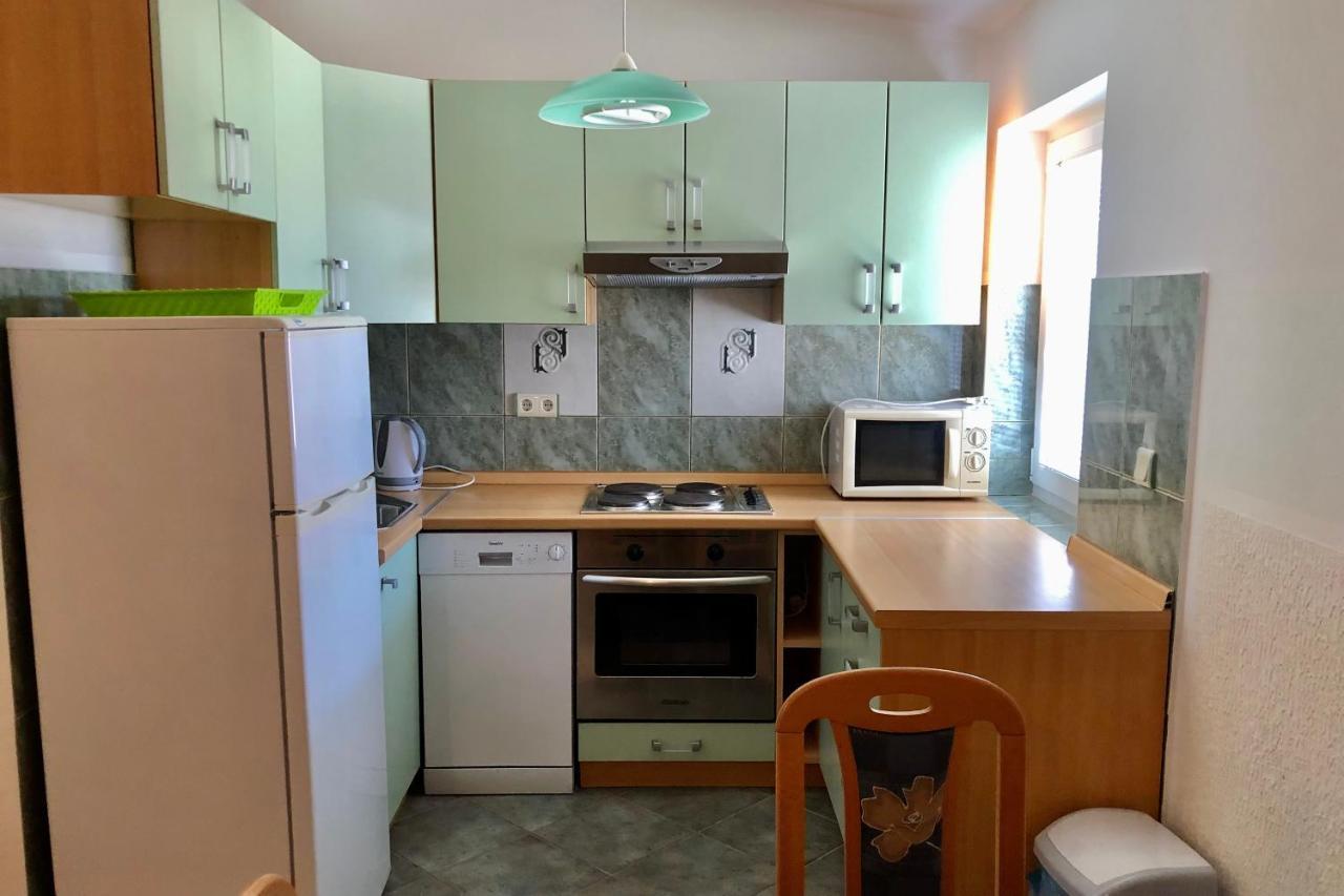 Villa Latina With 6 Apartments And A Shared Pool Vir Dış mekan fotoğraf