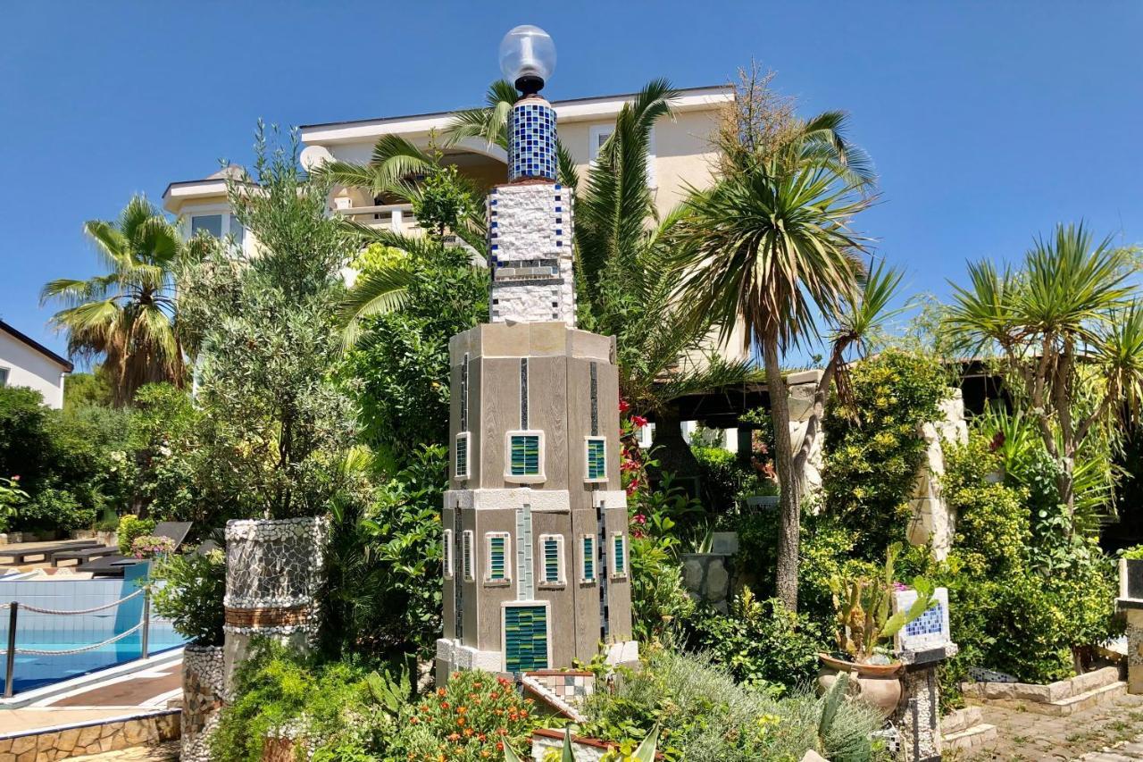 Villa Latina With 6 Apartments And A Shared Pool Vir Dış mekan fotoğraf