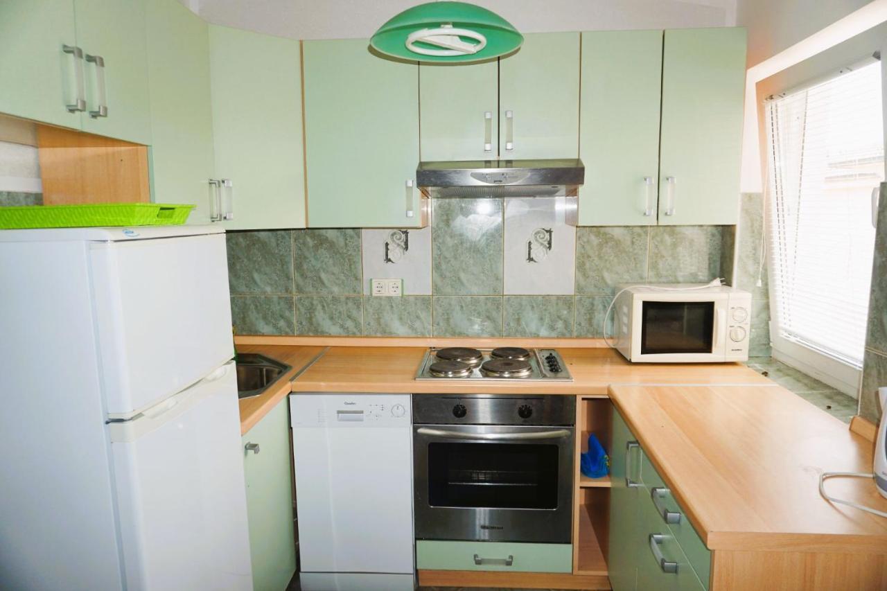 Villa Latina With 6 Apartments And A Shared Pool Vir Dış mekan fotoğraf