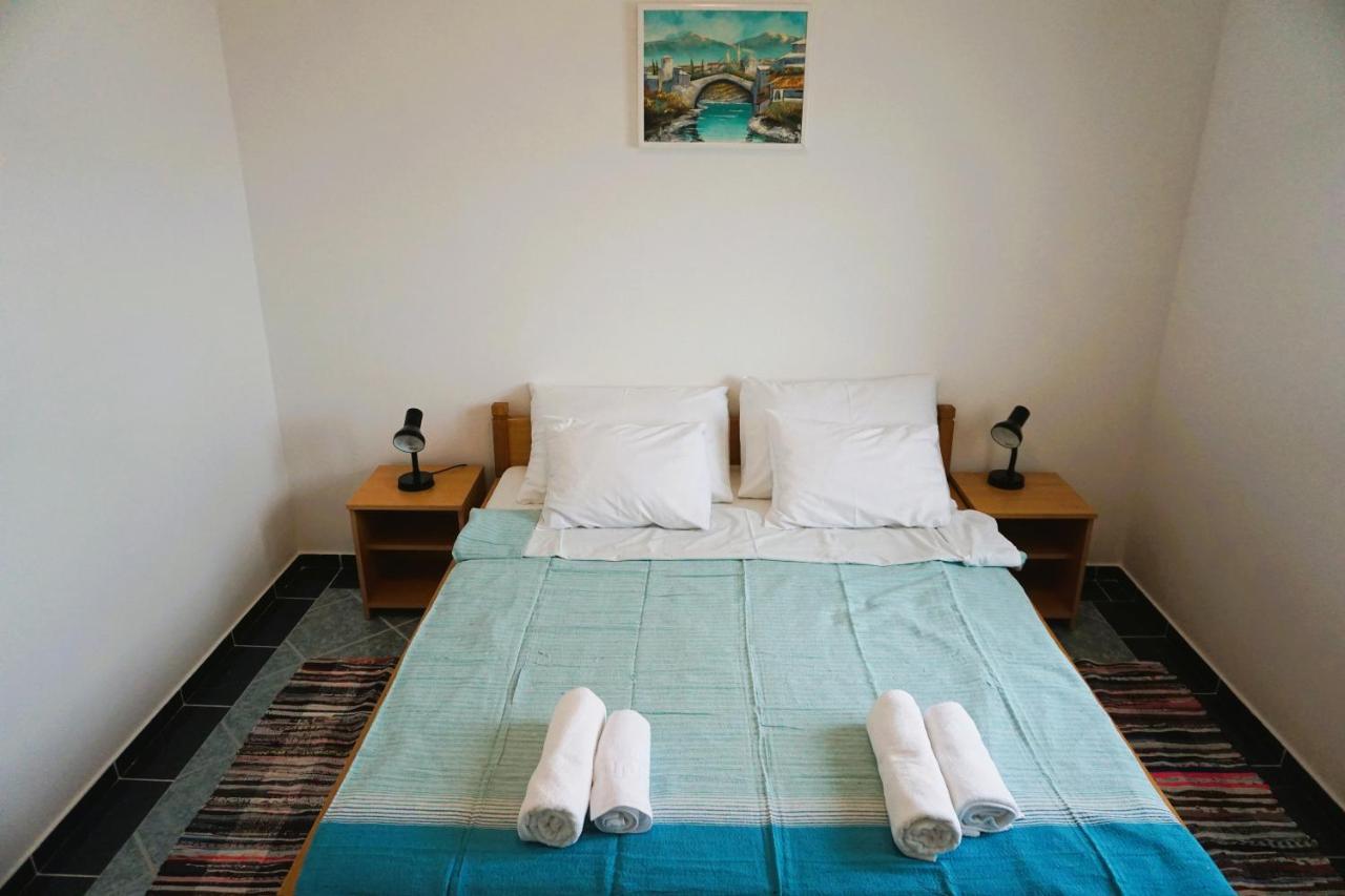 Villa Latina With 6 Apartments And A Shared Pool Vir Dış mekan fotoğraf